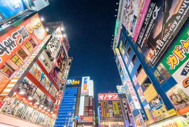 免费榜TOP5独占2款，这家日本厂商玩出小游戏新流派