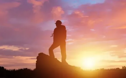 8月中国手游发行商收入TOP30：雷霆靠《最强蜗牛》收入大涨48%，4399已位居前十