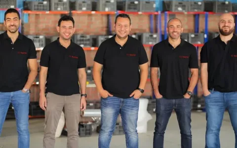 没有车队全靠外包，这家物流公司居然也能拿下投资