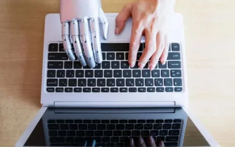 中国式ChatGPT来了？！传百度已在秘密研发，搜索引擎市场快要“变天”