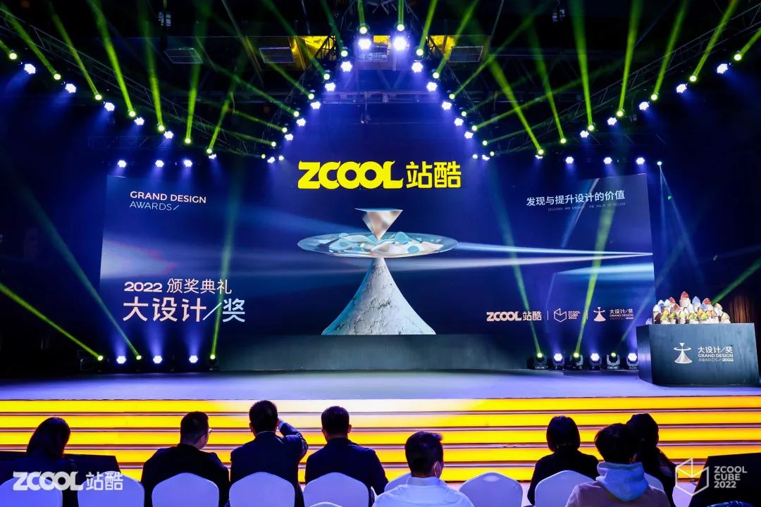 《阿瓦隆之王》荣获大设计奖年度游戏行业大奖 | 专访趣加视觉创意负责人常颖 ​