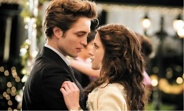 多国下载榜排名飙升50+！ RPG三消换装加持的“互动小说”魅力真有这么大？