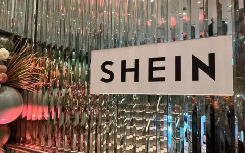 继续狂飙! SHEIN再度登顶全球购物APP下载量冠军！