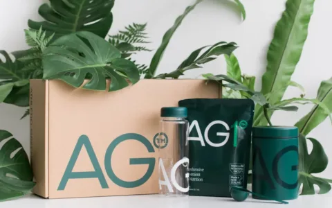 养生达人新中产，撑起千亿级营养补充剂市场