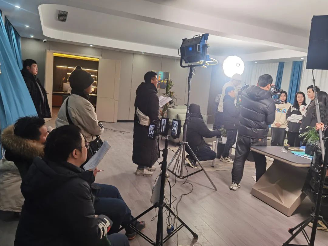 短剧编剧：一个月写20万字，“这不就是生产队的驴吗？”