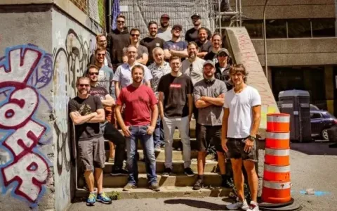 这支获得腾讯投资的30人团队，正在制作一款“狂野星球”新游戏