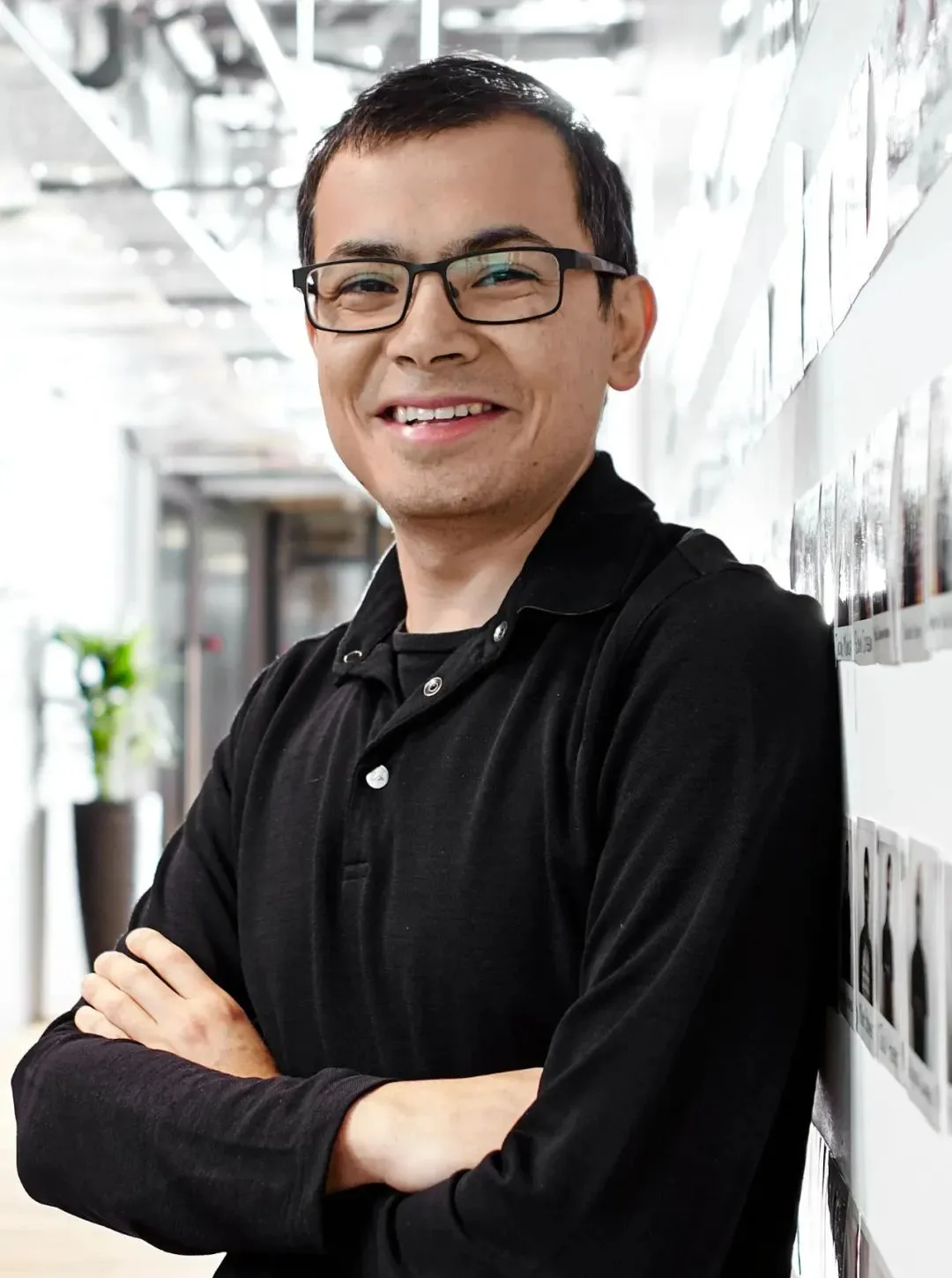 被颠覆、被捅刀、被群嘲：谷歌还能打赢这场AI之战吗？被颠覆、被捅刀、被群嘲：谷歌还能打赢这场AI之战吗？