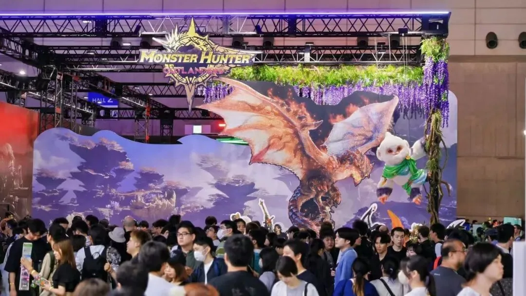 天美最近发布的新作，让日本玩家甘心排队2小时