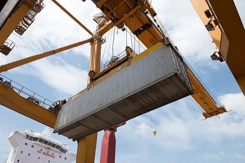 中国输俄货物滞留哈边境，俄罗斯严查“灰色进口”，俄消费品遭冷遇